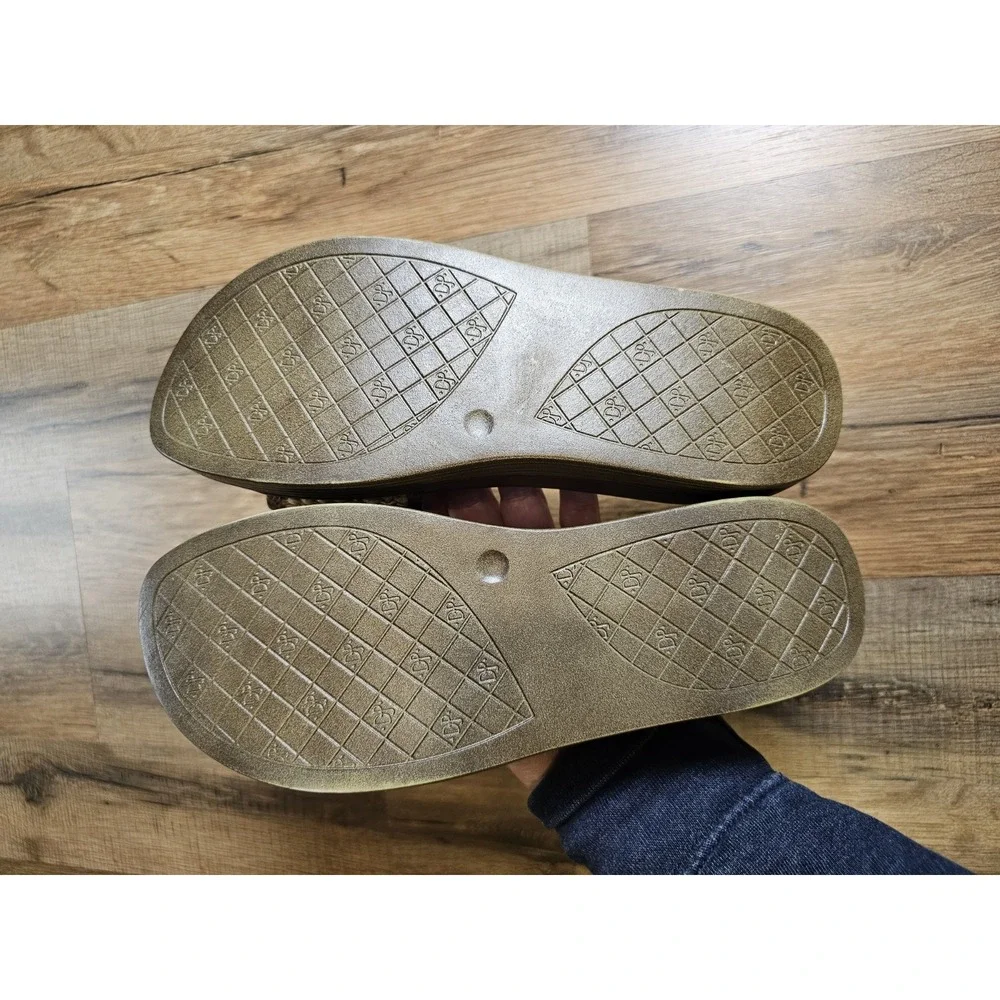Donald J. Pliner beautiful sandals